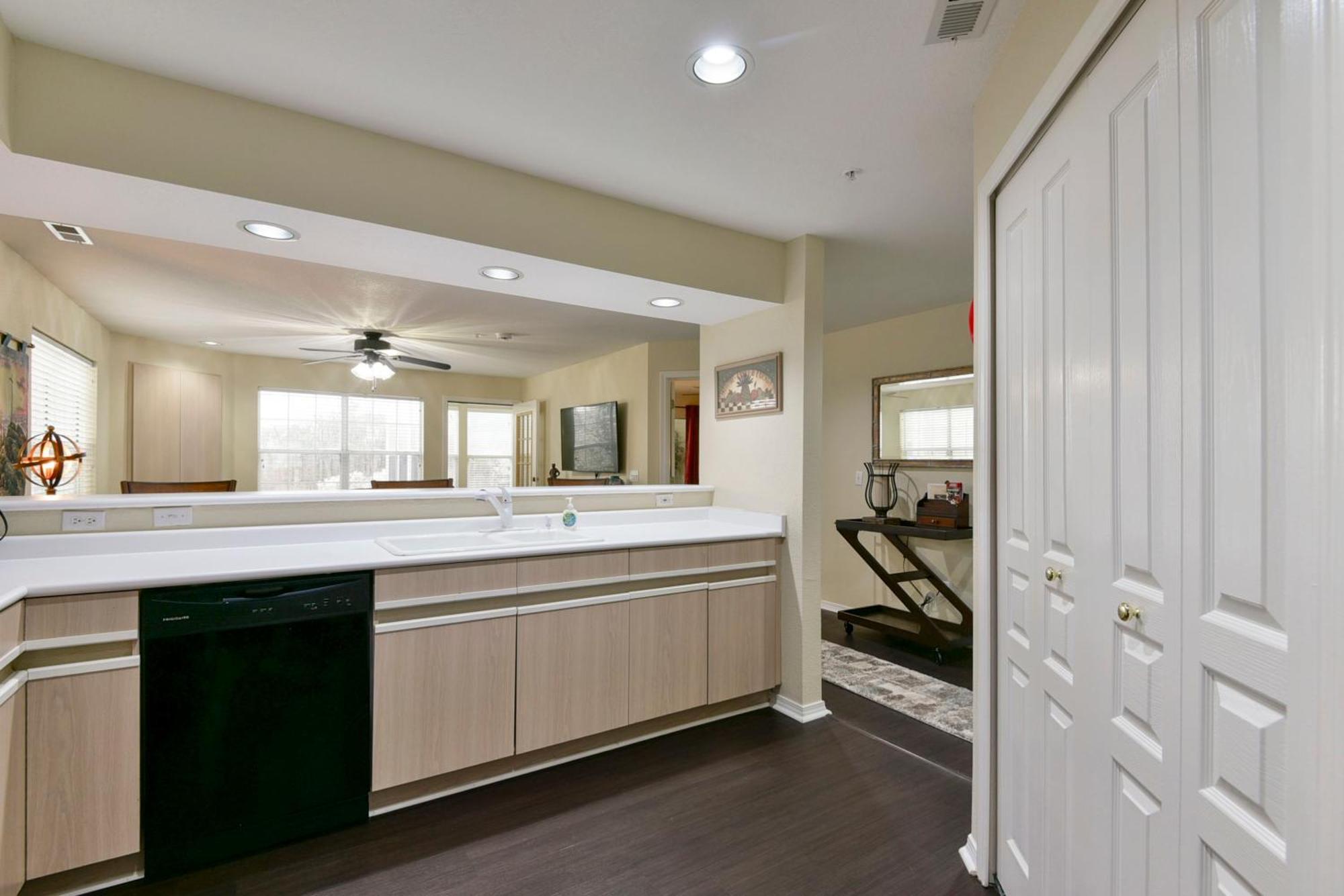 Gorgeous Condos At Thousand Hills - Heart Of Branson - Spacious And Affordable מראה חיצוני תמונה